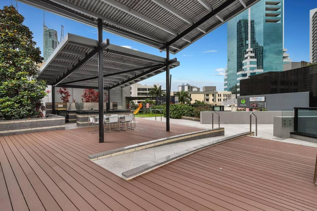 Circle On Cavill Riverview Apartment 450 Metre To The Beach Gold Coast